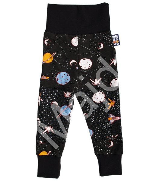 Kaarsgaren Protiskluzové tepláky vesmír černý velikost 86