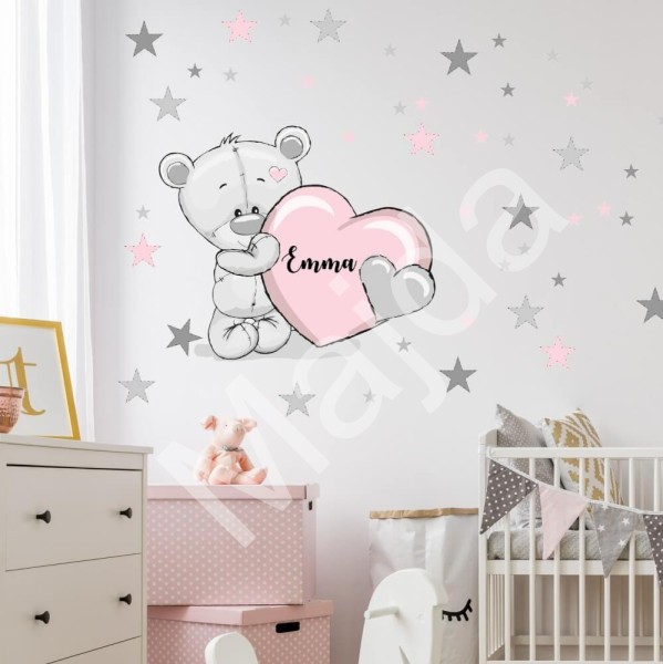 Inspio Dětská samolepka na zeď - Medvídek s pudrovým srdíčkem a jménem v. 76 x š. 90cm + hvězdy