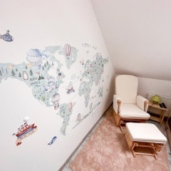 Inspio Samolepka na zeď - Dětská cestovatelská mapa Celkový rozměr mapy je 127 × 198 cm