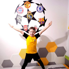 Inspio Samolepky na zeď - Fotbalové kluby UEFA 90x90cm (1270)