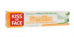 Kiss My Face BIO Bělící zubní pasta Sensitive